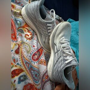 nothing is wrong with these shoes